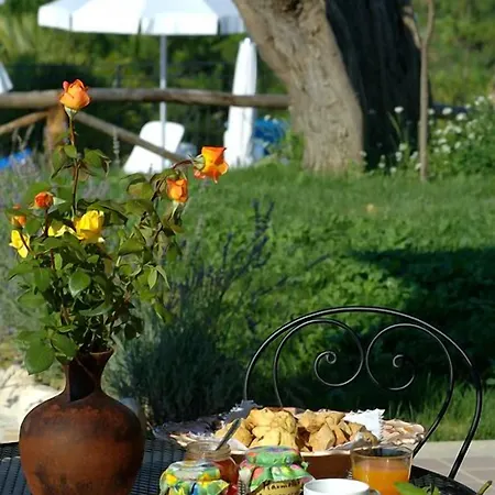 Bed & Breakfast Tenuta Sol Alto 4*